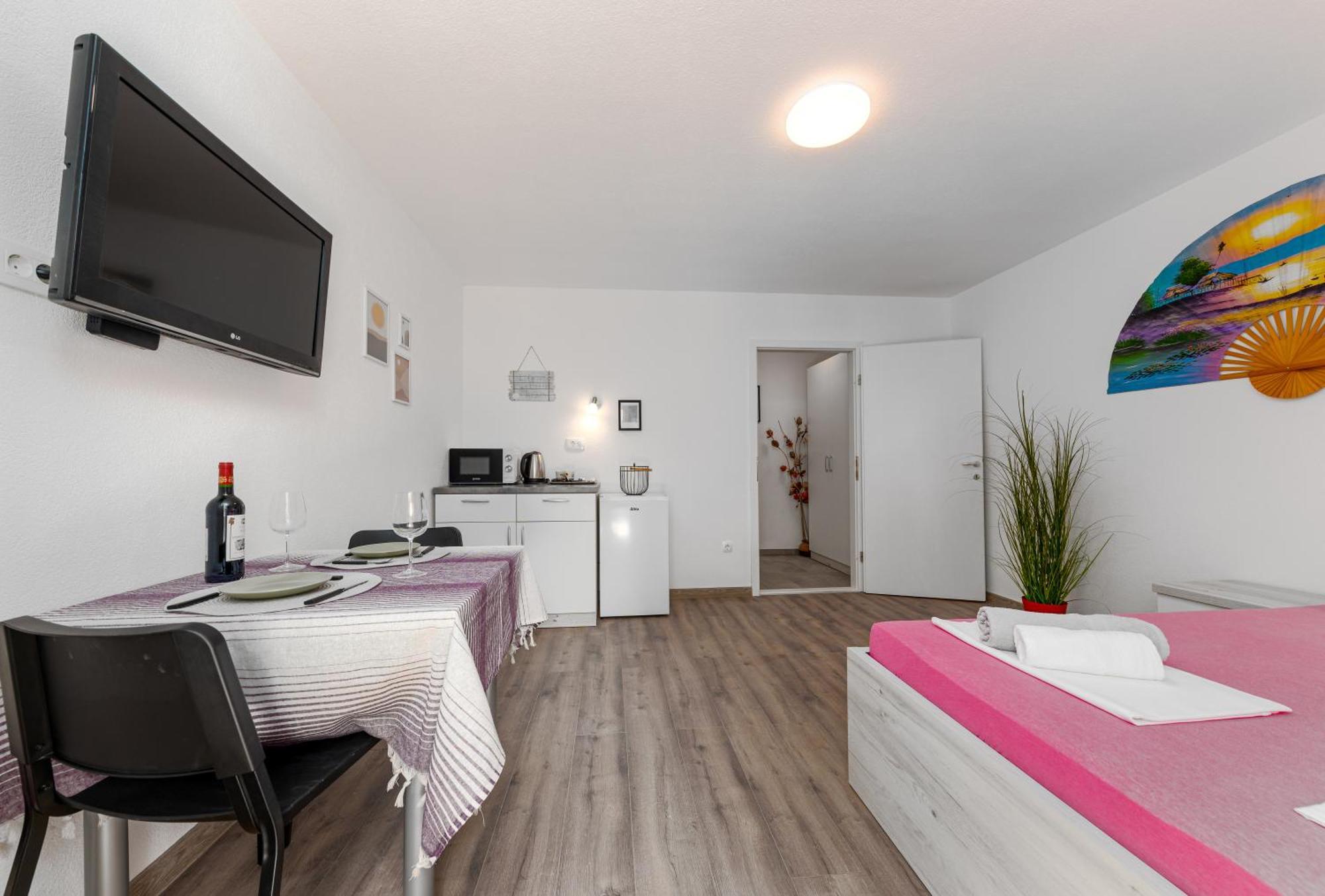 Apartma Biljana *