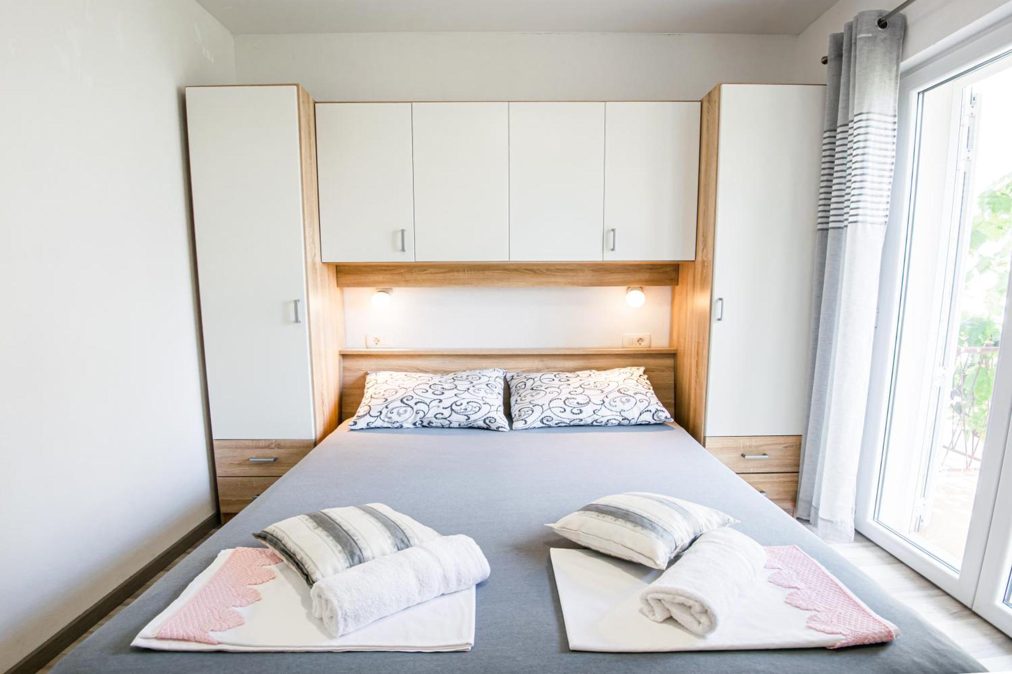 Apartma Biljana *